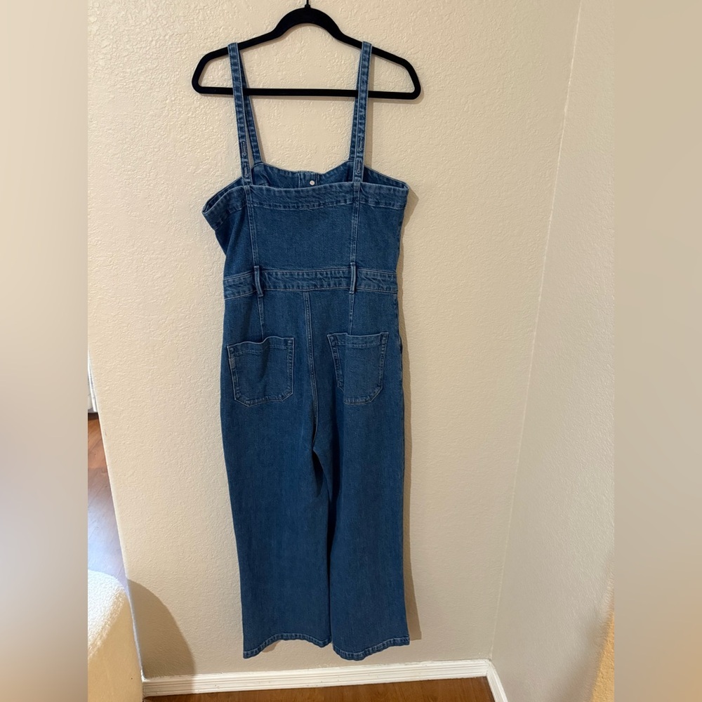 Women’s PAIGE Anessa Seamed Denim Wide Leg Cropped Jumpsuit in Delia - Picture 13 of 13